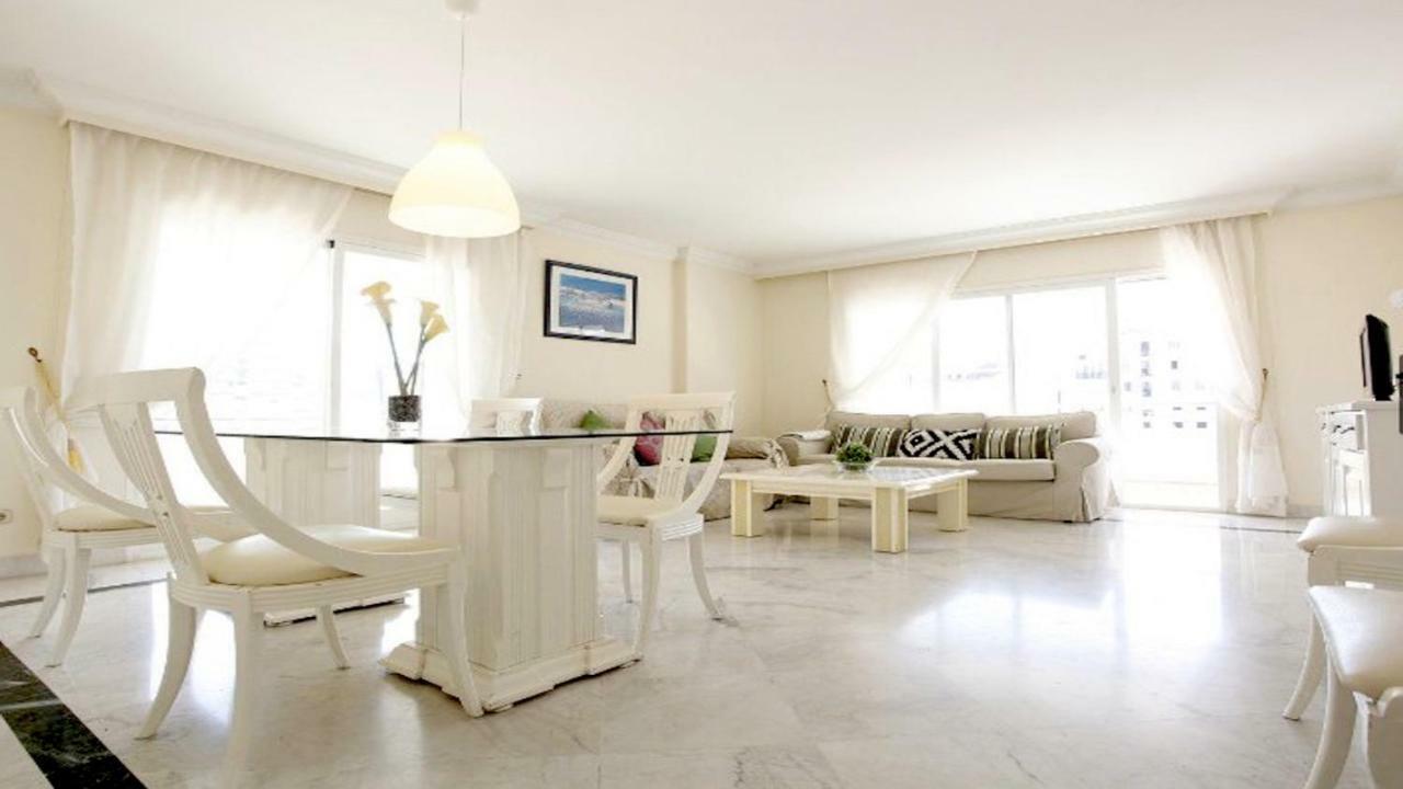 Center Puerto Banus -3 Bedrooms Marbella Kültér fotó