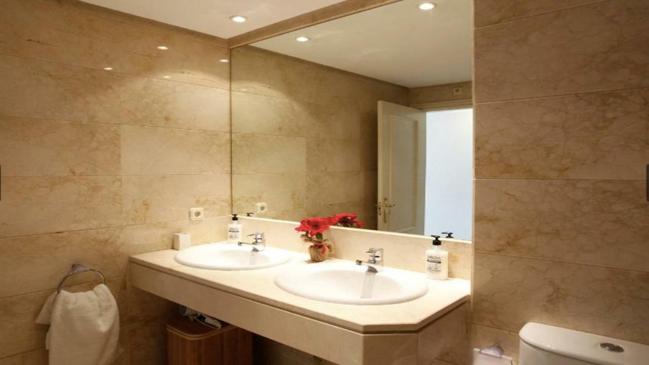 Center Puerto Banus -3 Bedrooms Marbella Kültér fotó